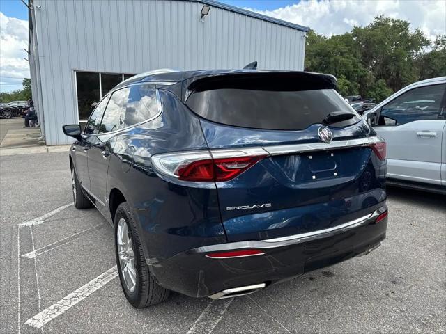 2023 Buick Enclave Essence FWD