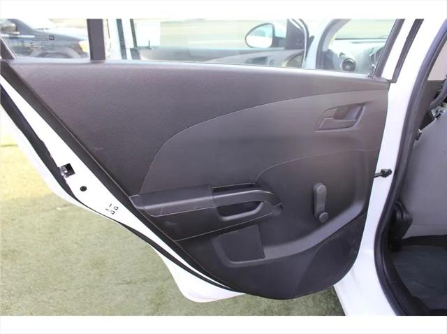 2016 Chevrolet Sonic LS Auto