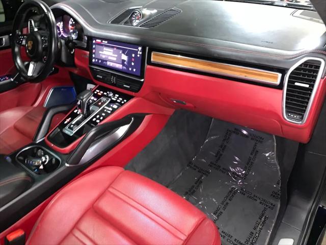 2022 Porsche Cayenne Turbo