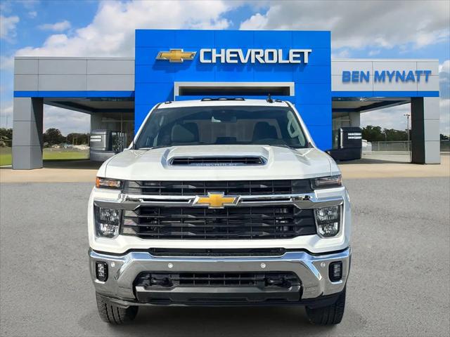 2026 Chevrolet Silverado 3500HD Crew Cab, Standard Bed, LT, 4WD