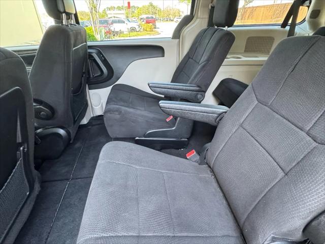 2012 Chrysler Town & Country Touring