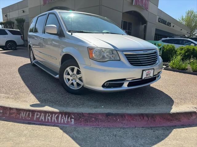 2012 Chrysler Town & Country Touring for sale in Arlington, TX