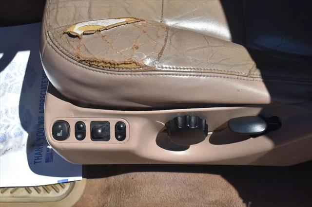 1998 Lincoln Navigator Standard