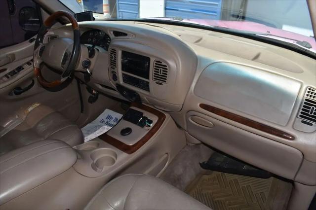1998 Lincoln Navigator Standard