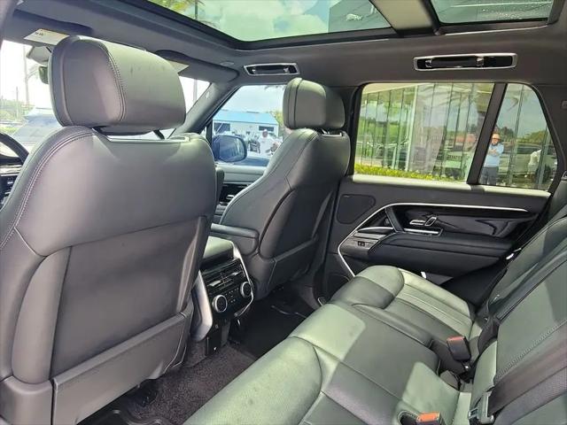 2023 Land Rover Range Rover P530 SE
