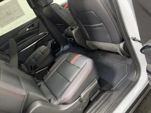 2026 Chevrolet Traverse FWD RS