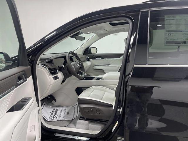 2026 GMC Acadia Denali FWD