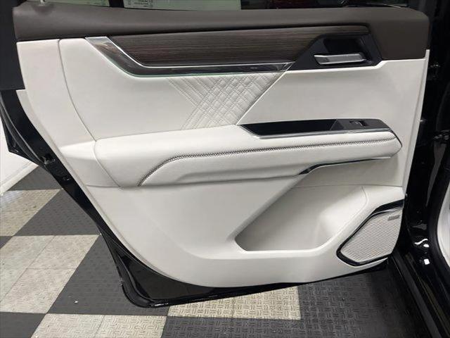 2026 GMC Acadia Denali FWD