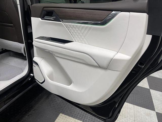 2026 GMC Acadia Denali FWD