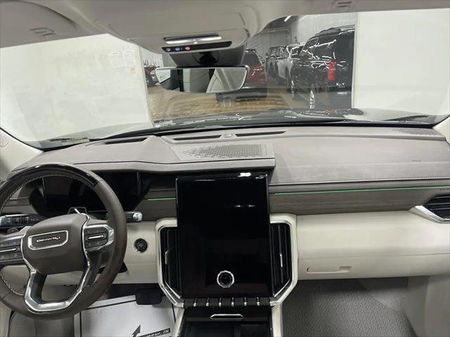 2026 GMC Acadia Denali FWD