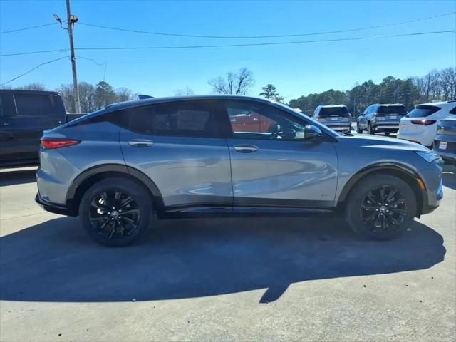 2026 Buick NV Sport Touring FWD