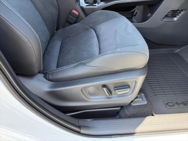 2026 Toyota C-HR XSE