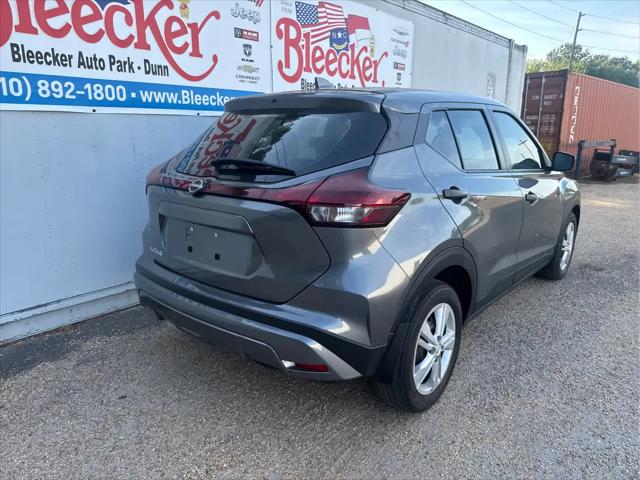 2024 Nissan Kicks S Xtronic CVT