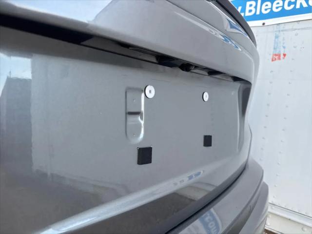 2024 Nissan Kicks S Xtronic CVT