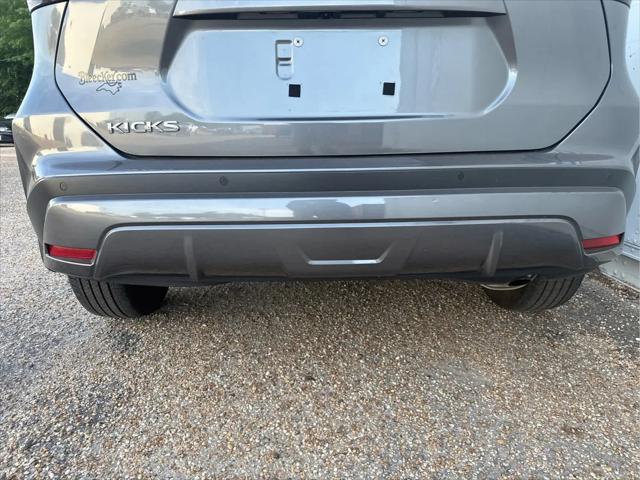 2024 Nissan Kicks S Xtronic CVT