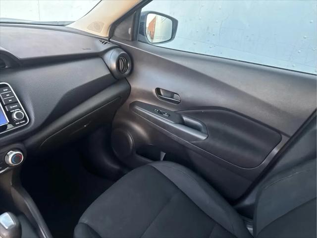 2024 Nissan Kicks S Xtronic CVT