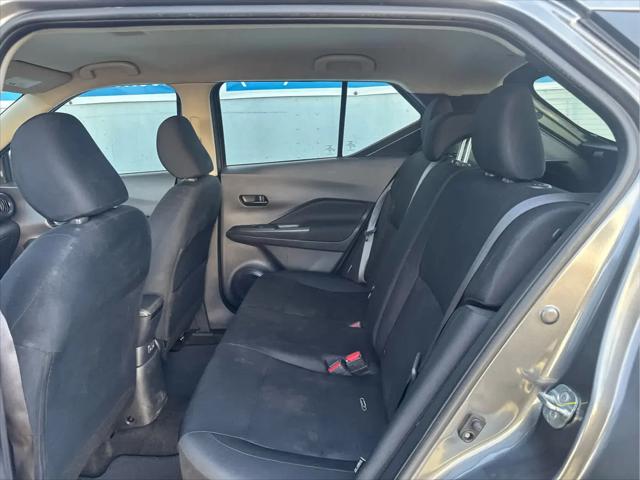 2024 Nissan Kicks S Xtronic CVT