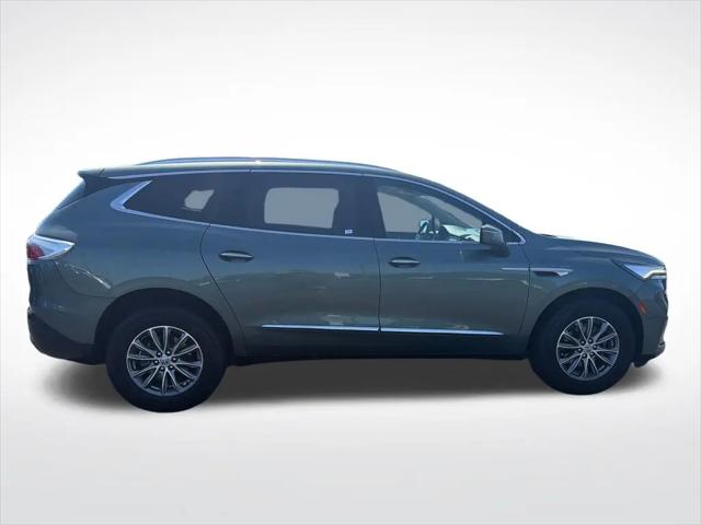2023 Buick Enclave Essence AWD
