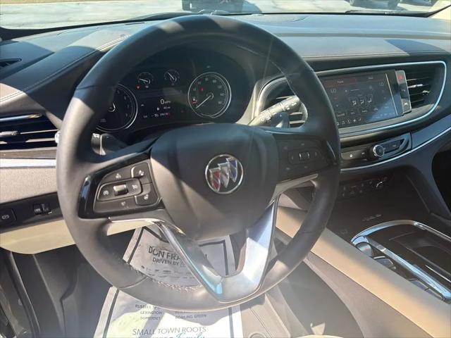 2023 Buick Enclave Essence AWD