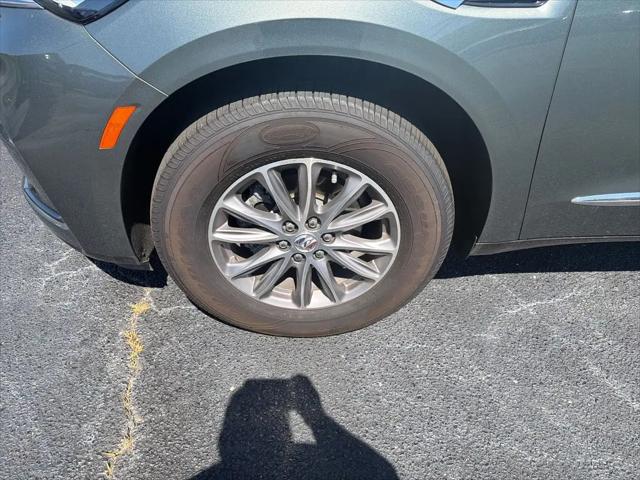 2023 Buick Enclave Essence AWD