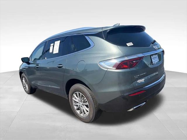 2023 Buick Enclave Essence AWD
