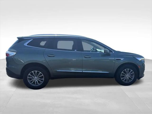 2023 Buick Enclave Essence AWD