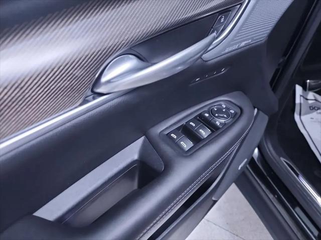 2024 Cadillac XT5 Sport