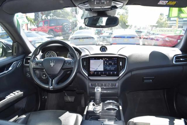 2021 Maserati Ghibli Standard