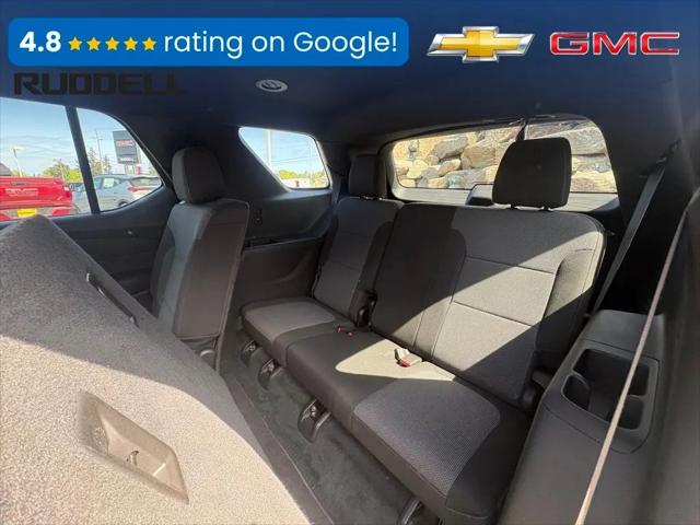 2022 Chevrolet Traverse AWD LT Cloth