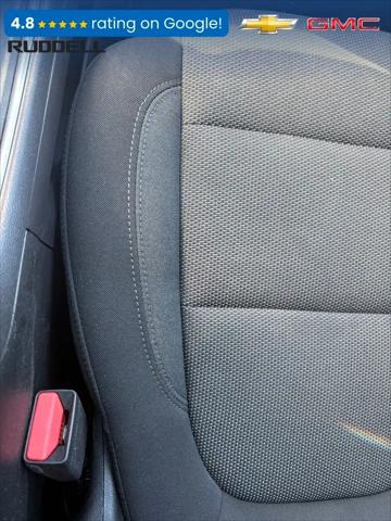 2022 Chevrolet Traverse AWD LT Cloth