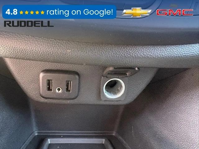 2022 Chevrolet Traverse AWD LT Cloth