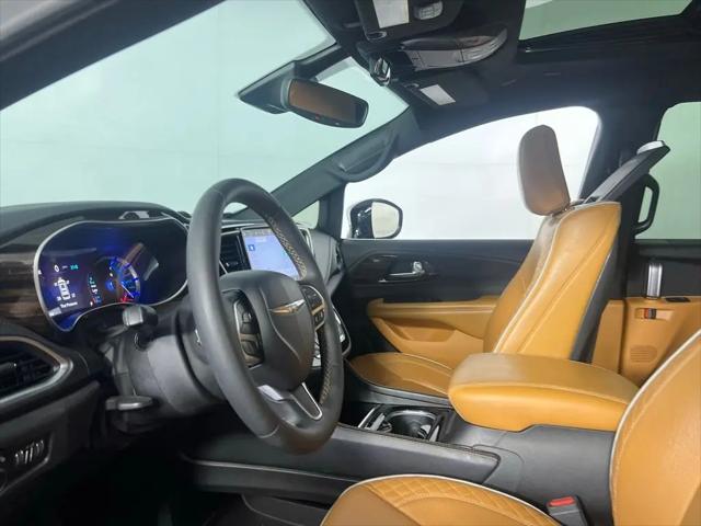 2023 Chrysler Pacifica Hybrid Pinnacle