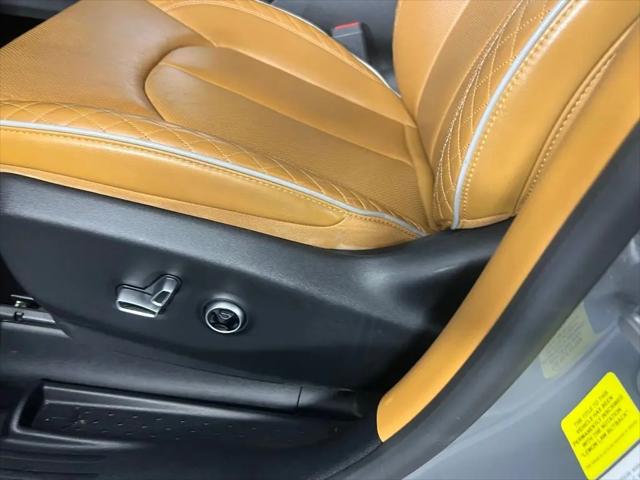 2023 Chrysler Pacifica Hybrid Pinnacle