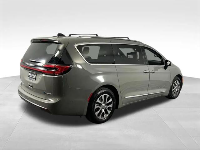 2023 Chrysler Pacifica Hybrid Pinnacle