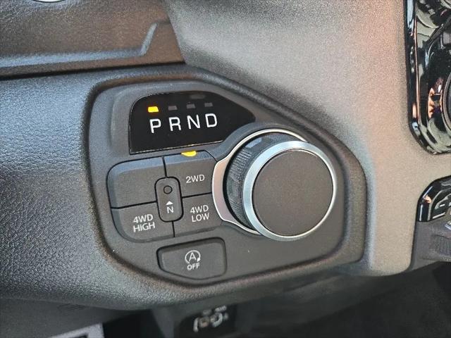 2026 Ram 1500 Tradesman Crew Cab 4x4 57 Box