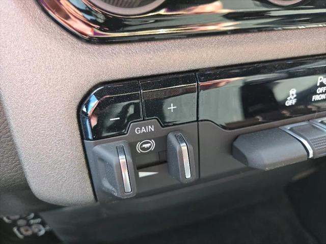 2026 Ram 1500 Tradesman Crew Cab 4x4 57 Box