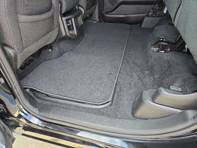 2026 Ram 1500 Tradesman Crew Cab 4x4 57 Box