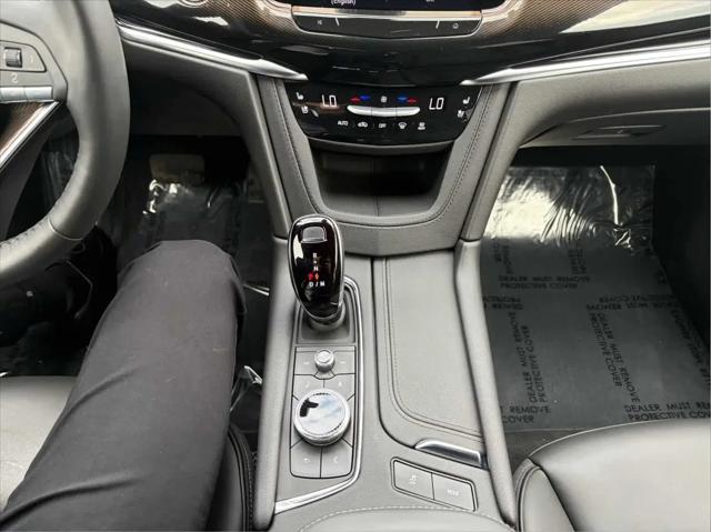 2025 Cadillac XT6 AWD Premium Luxury