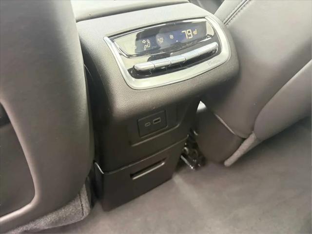 2025 Cadillac XT6 AWD Premium Luxury