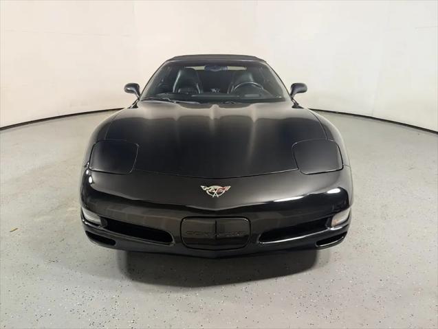 2003 Chevrolet Corvette Base