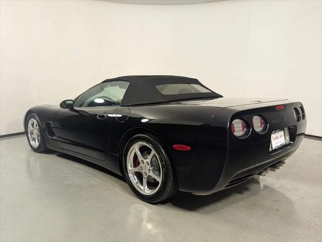 2003 Chevrolet Corvette Base