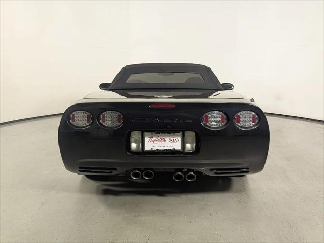 2003 Chevrolet Corvette Base