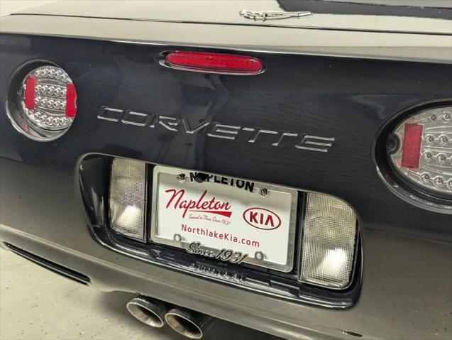 2003 Chevrolet Corvette Base