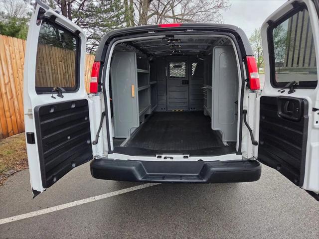 2021 Chevrolet Express Cargo Van RWD 2500 Regular Wheelbase WT