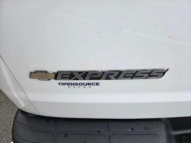2021 Chevrolet Express Cargo Van RWD 2500 Regular Wheelbase WT