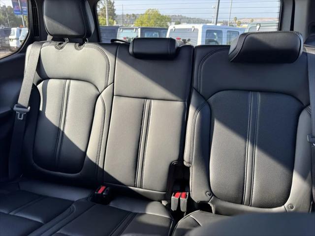 2026 Jeep Grand Wagoneer Upland