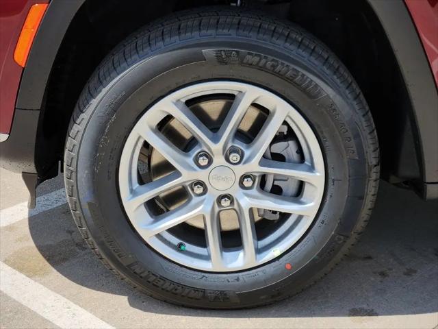 2026 Jeep Grand Cherokee L Altitude 4x2