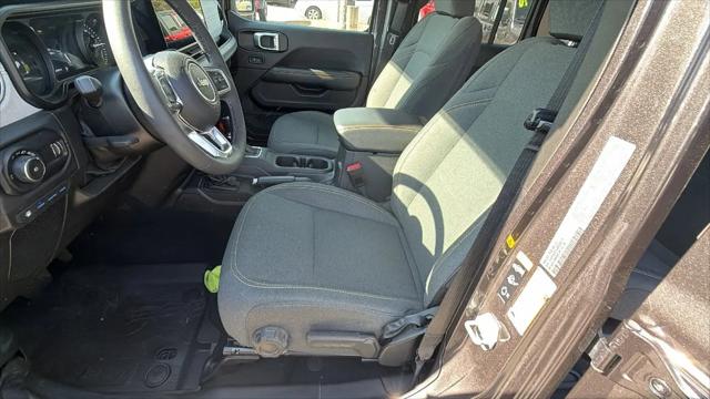 2025 Jeep Wrangler 4xe Backcountry 4xe