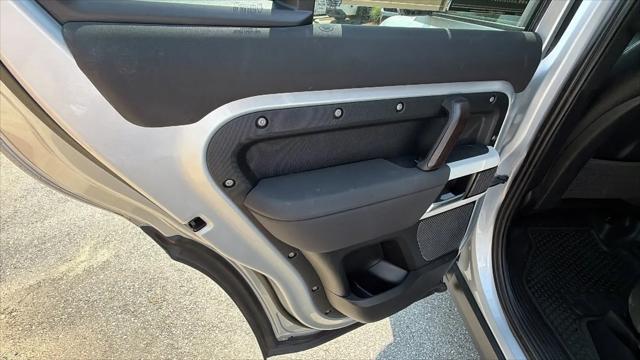 2023 Land Rover Defender 110 X-Dynamic SE