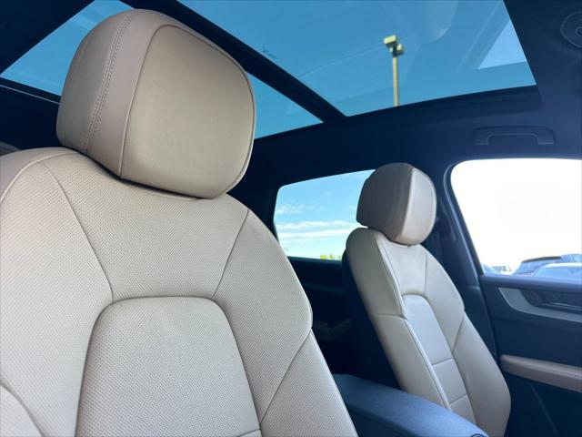 2026 Porsche Cayenne Unknown